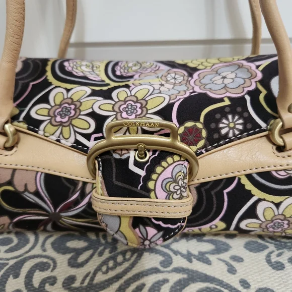 Vintage Cole Haan Floral Barrel Handbag - Picture 3 of 14